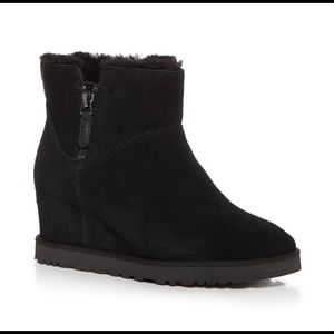 Brand New! Ugg Classic Femme Zip Mini!